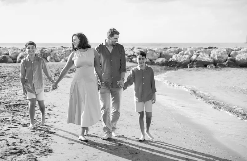 family photo session sesion familia malaga playa el palo beach