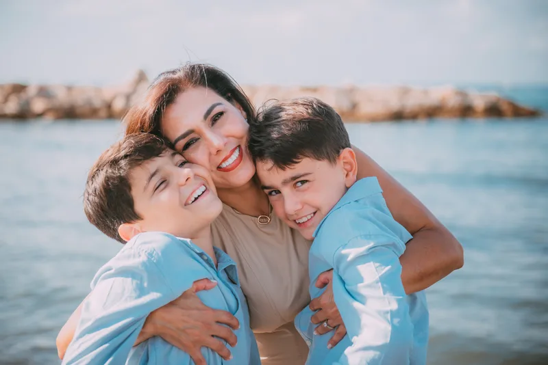 family photography portrait retrato familias malaga sesion playa el palo