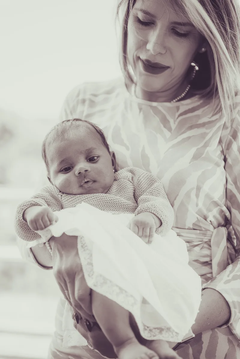 family portrait photographer baby bebe familia fotografia fotografa costa del sol eventos